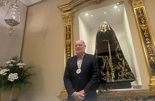 JAVIER ARBONA, NUEVO PRIOR DE LA HERMANDAD